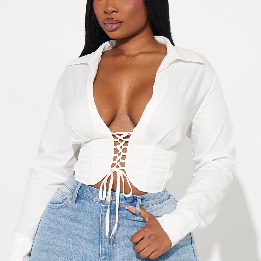 Fashion nova plus long sleeve crop top